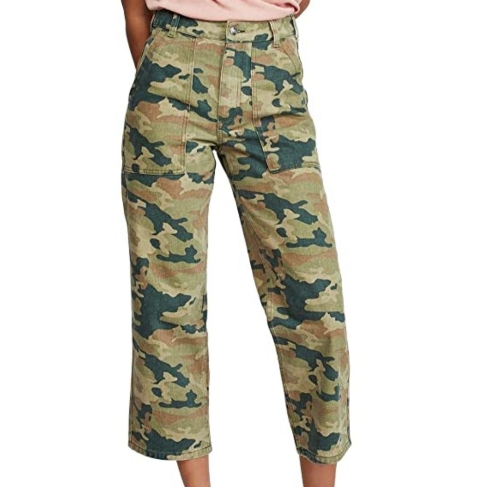 We The Free Remy Camouflage Crop High Waist Straight Leg Jeans. Sz.26 Pre-owned